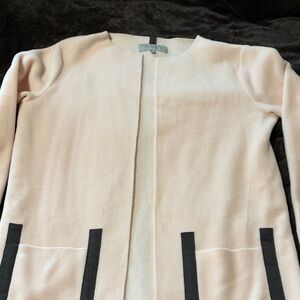 Chic Women's Blazer in Soft Pink